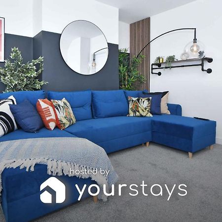 Lily House By Yourstays - Cosy 3 Bedroom House In Crewe Bagian luar foto